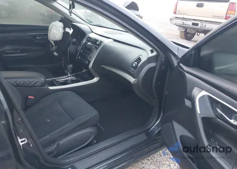 2015 Nissan Altima 2.5 S from USA, damaged, VIN 1N4AL3AP4FC264554